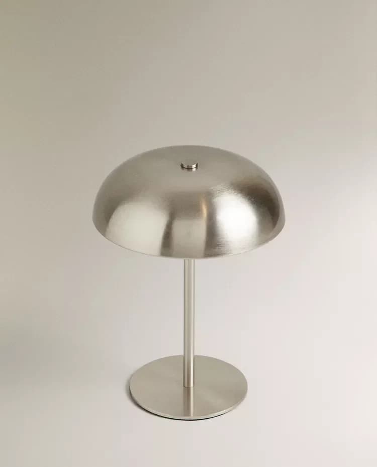 充電式メタルマッシュルームテーブルランプ タッチコントロール付き